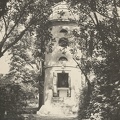 Klimontów kapliczka przy dworze 1932 r